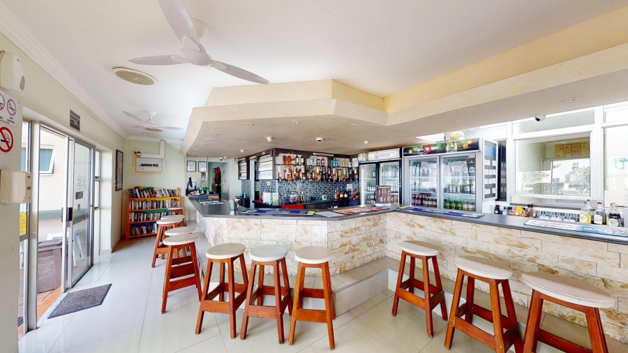 2 Bedroom Property for Sale in Westcliff Western Cape